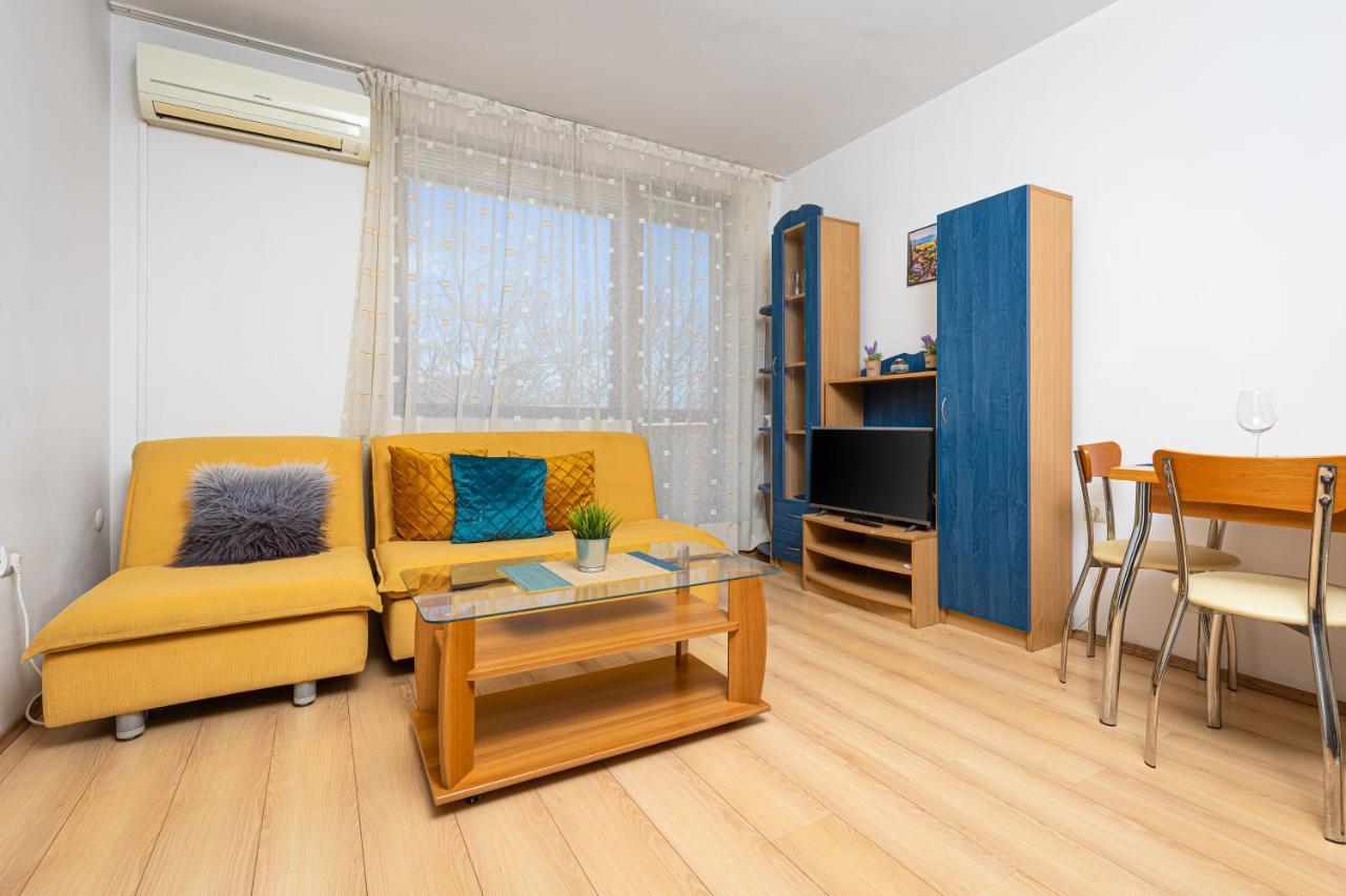 Lovely 1Bd Apartment Close To The Summer Theatre Plowdiw Exterior foto