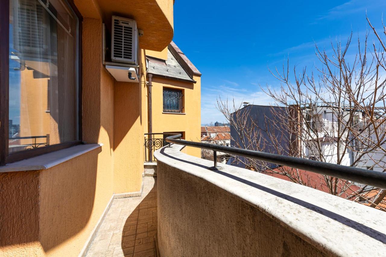 Lovely 1Bd Apartment Close To The Summer Theatre Plowdiw Exterior foto